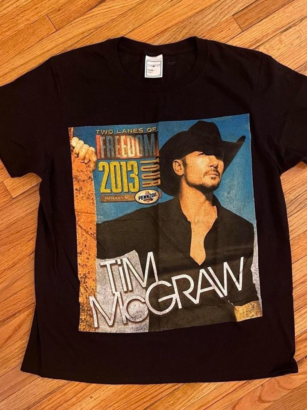 2013 Tim McGraw Two Lanes Of Freedom Tour T-Shirt